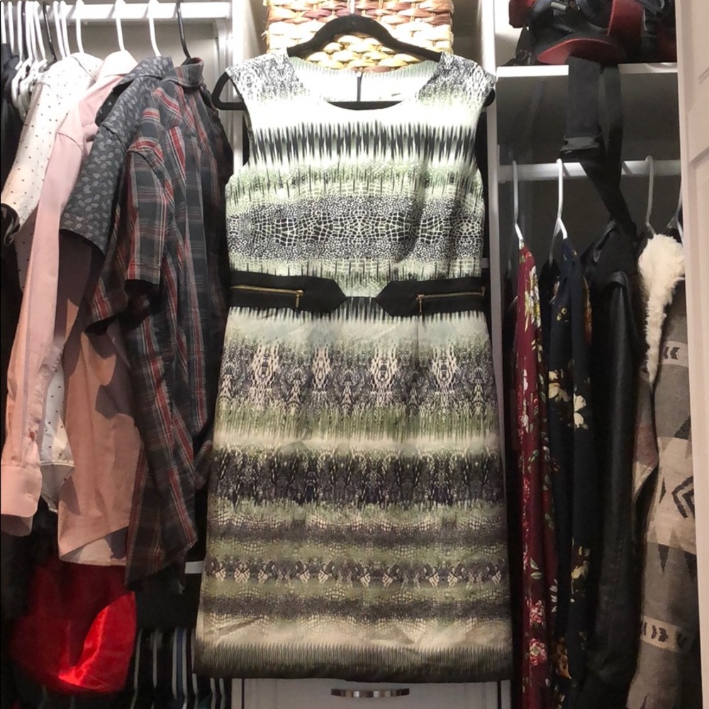 Patterned shift dress
